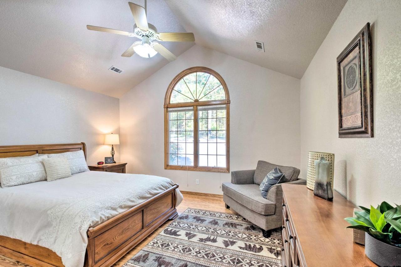 Beautiful Ozark Oasis With Deck Walk To Beaver Lake ロジャース エクステリア 写真