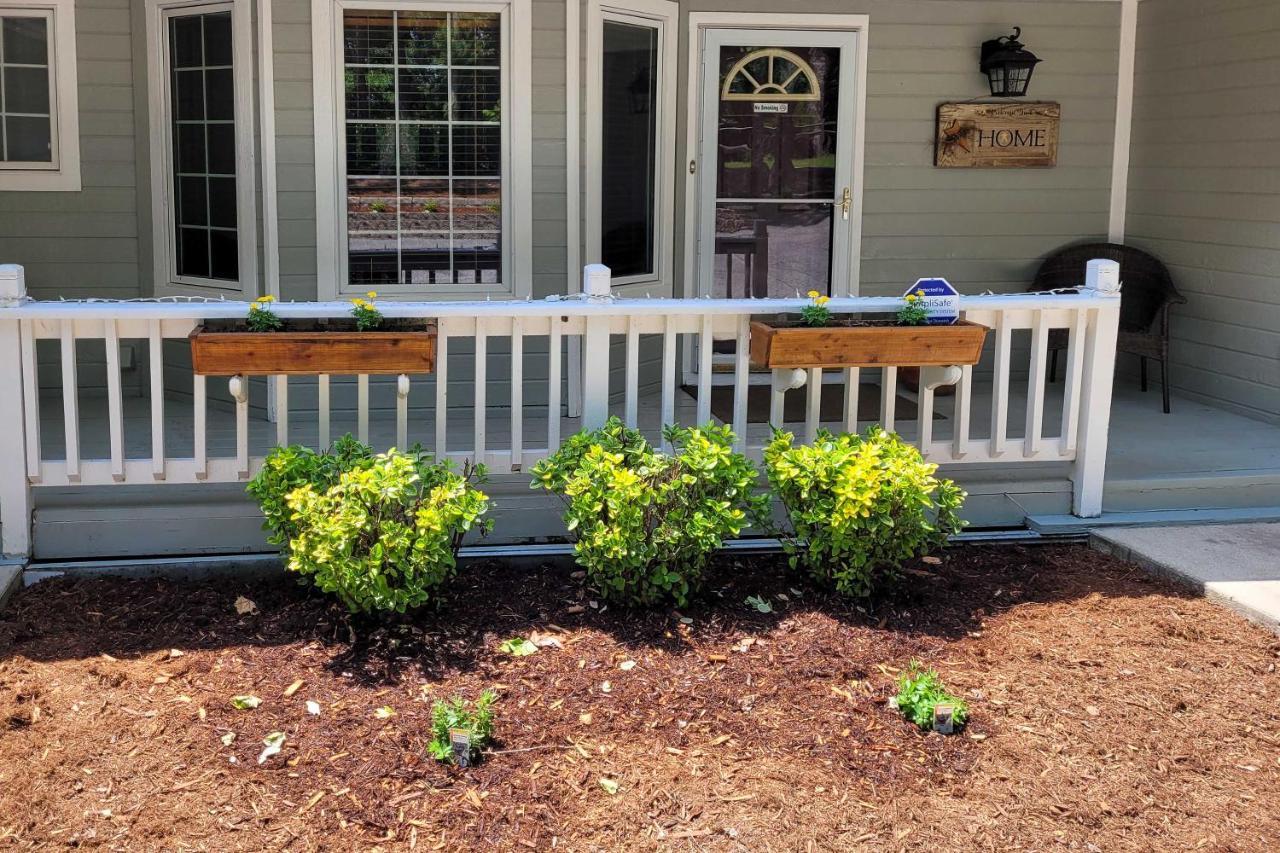 Beautiful Ozark Oasis With Deck Walk To Beaver Lake ロジャース エクステリア 写真